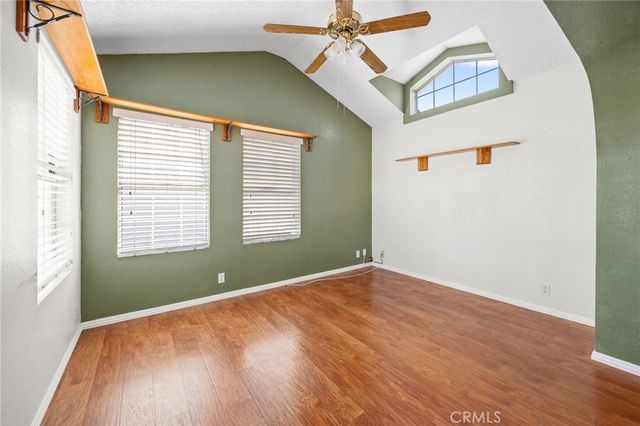 2892 Peach Tree, Hemet, CA 92545