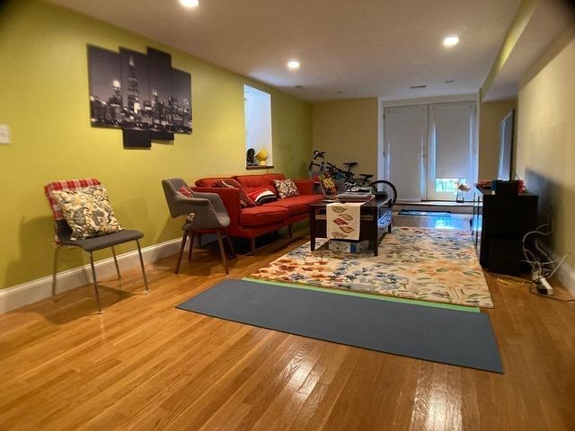 6 Highland Ave 1, Arlington, MA 02476
