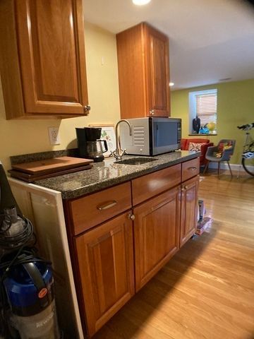 6 Highland Ave 1, Arlington, MA 02476