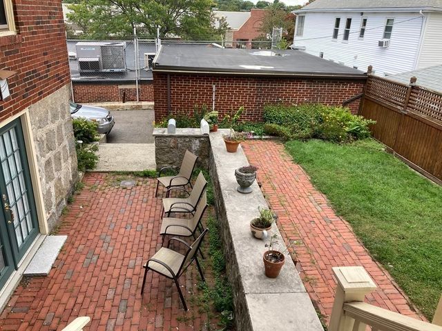 6 Highland Ave 1, Arlington, MA 02476