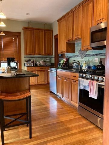 6 Highland Ave 1, Arlington, MA 02476