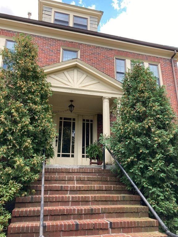 6 Highland Ave 1, Arlington, MA 02476