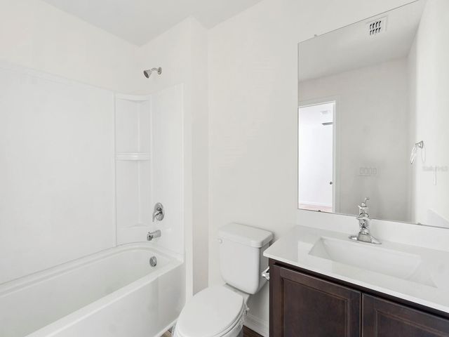 1730 WYNFORD CIRCLE, Tavares, FL 32778