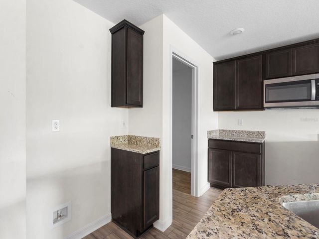 1730 WYNFORD CIRCLE, Tavares, FL 32778