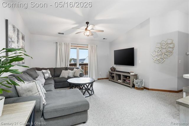 1405 Harbour Boulevard 151, Trenton, MI 48183