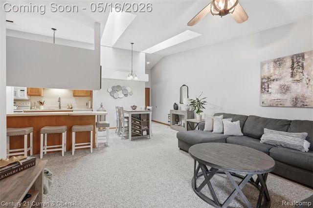 1405 Harbour Boulevard 151, Trenton, MI 48183