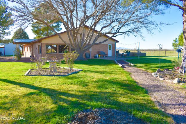 3760 W Valley View Lane, Willcox, AZ 85643