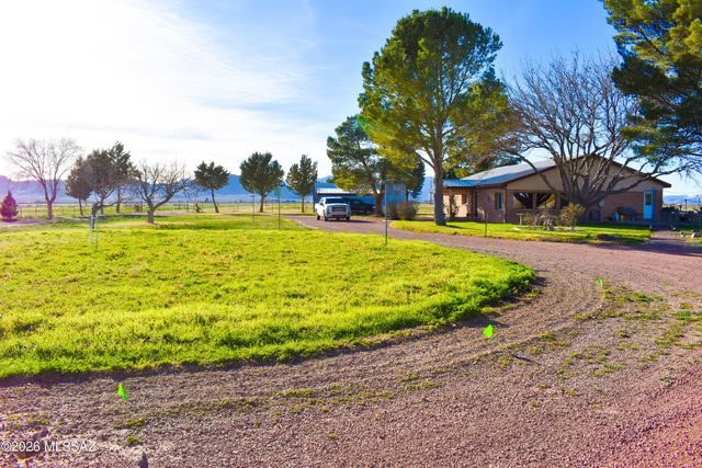 3760 W Valley View Lane, Willcox, AZ 85643