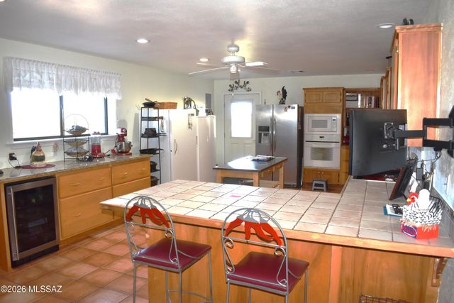 3760 W Valley View Lane, Willcox, AZ 85643