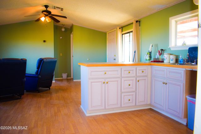 3760 W Valley View Lane, Willcox, AZ 85643