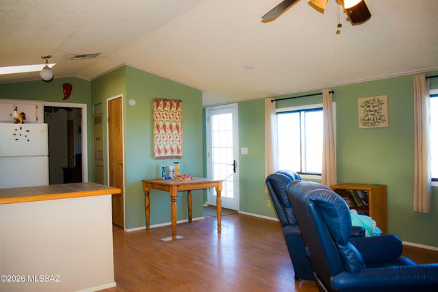 3760 W Valley View Lane, Willcox, AZ 85643