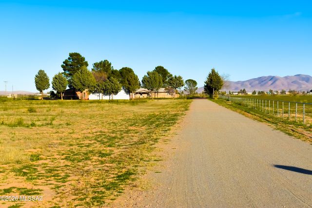 3760 W Valley View Lane, Willcox, AZ 85643