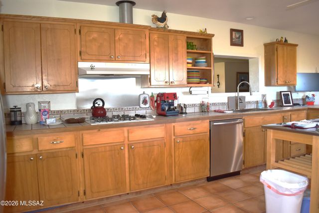 3760 W Valley View Lane, Willcox, AZ 85643