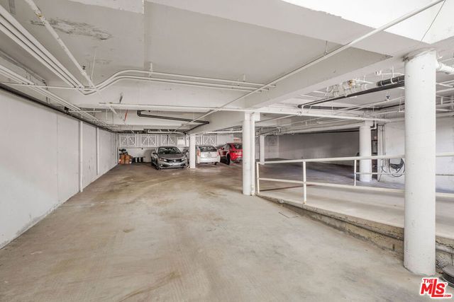 248 S Doheny Drive 6, Beverly Hills, CA 90211