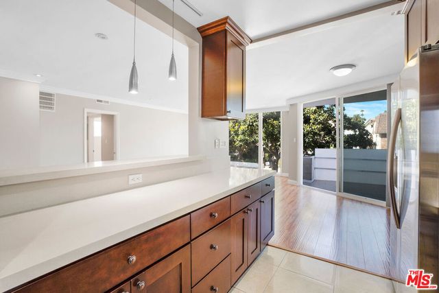 248 S Doheny Drive 6, Beverly Hills, CA 90211