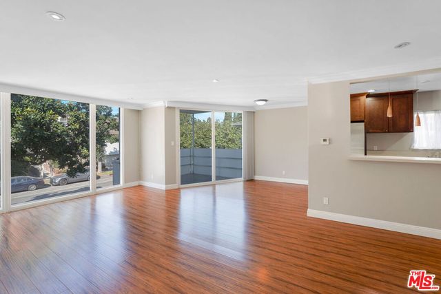 248 S Doheny Drive 6, Beverly Hills, CA 90211