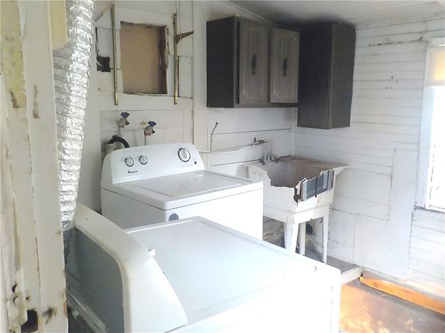 101 West Academy Street, Albion, NY 14411