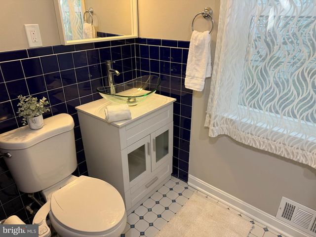 2637 N GREENBRIER ST, Arlington, VA 22207