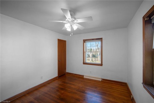 5021 Selena Street, Winston-salem, NC 27106