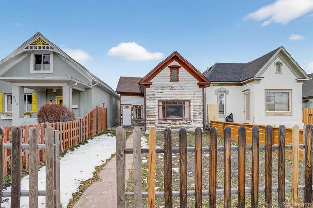 945 Lipan Street, Denver, CO 80204