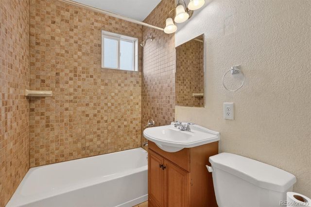 945 Lipan Street, Denver, CO 80204