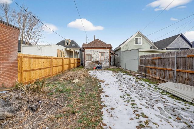 945 Lipan Street, Denver, CO 80204