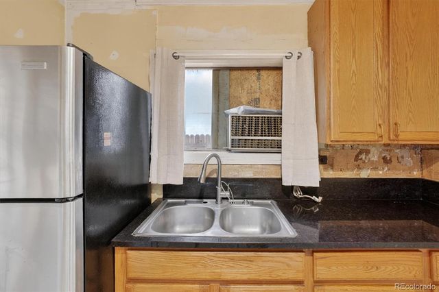 945 Lipan Street, Denver, CO 80204