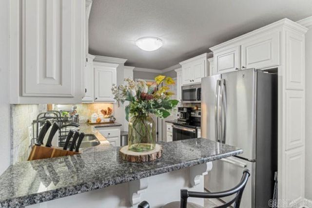 75 Huntington Court, Austin, AR 72007