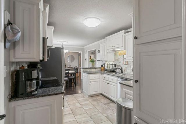 75 Huntington Court, Austin, AR 72007