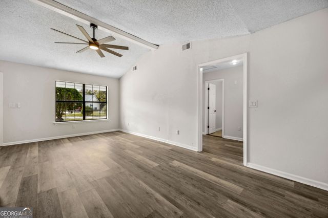 106 Meadow Court, Kingsland, GA 31548