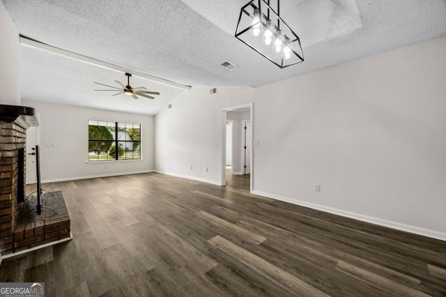 106 Meadow Court, Kingsland, GA 31548