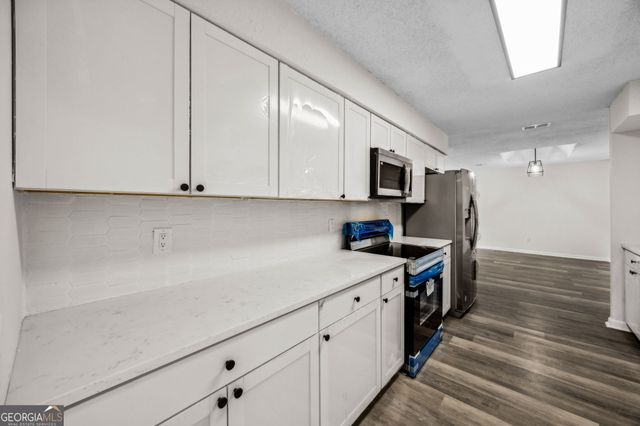 106 Meadow Court, Kingsland, GA 31548