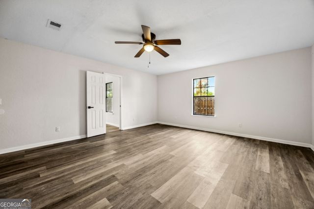 106 Meadow Court, Kingsland, GA 31548