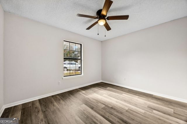 106 Meadow Court, Kingsland, GA 31548