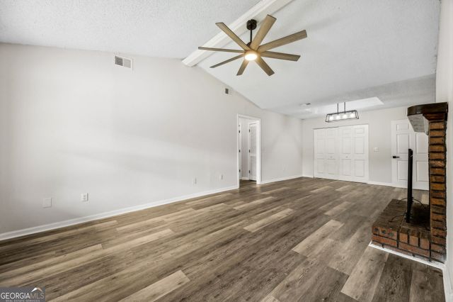 106 Meadow Court, Kingsland, GA 31548