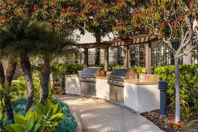 21245 Alanis, Huntington Beach, CA 92648