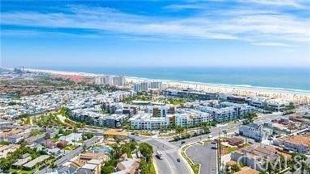 21245 Alanis, Huntington Beach, CA 92648