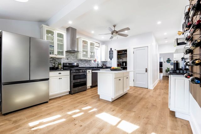 1621 S 60th Court, Cicero, IL 60804