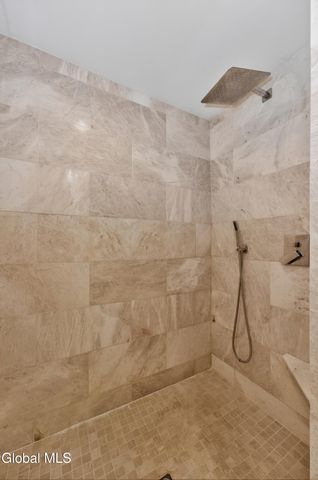 88 Oak Valley Way, Queensbury, NY 12804