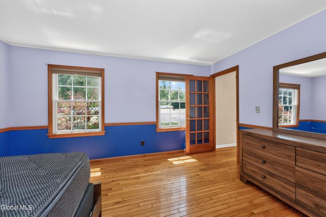 88 Oak Valley Way, Queensbury, NY 12804