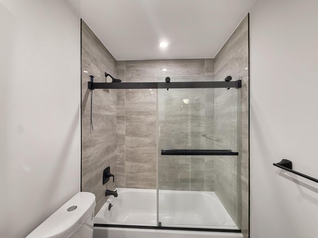 2700 S Oakland Forest Drive 305, Oakland Park, FL 33309