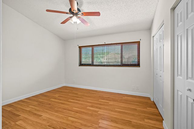 2700 S Oakland Forest Drive 305, Oakland Park, FL 33309