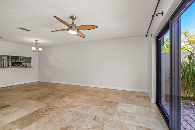2700 S Oakland Forest Drive 305, Oakland Park, FL 33309
