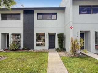 2700 S Oakland Forest Drive 305, Oakland Park, FL 33309