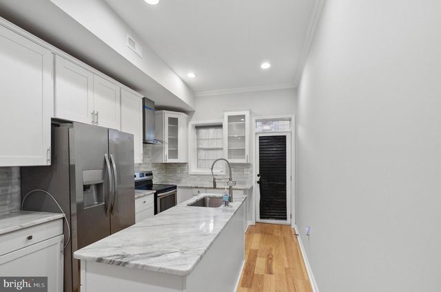 120 N LAKEWOOD AVE, Baltimore, MD 21224