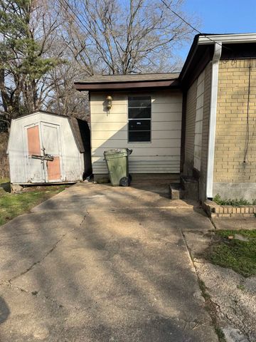 676 NONCONNAH RD, Memphis, TN 38109