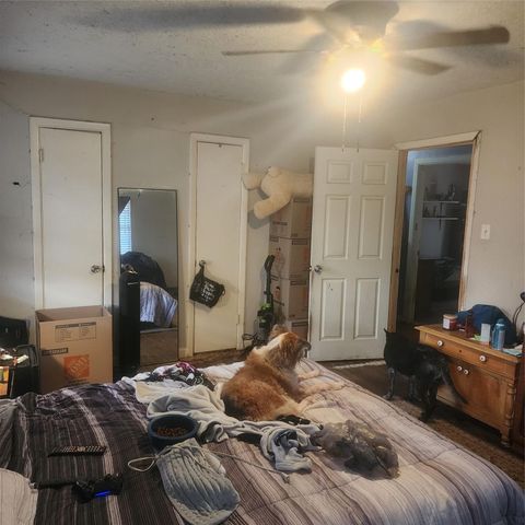 1206 N Commerce Street, Baytown, TX 77520