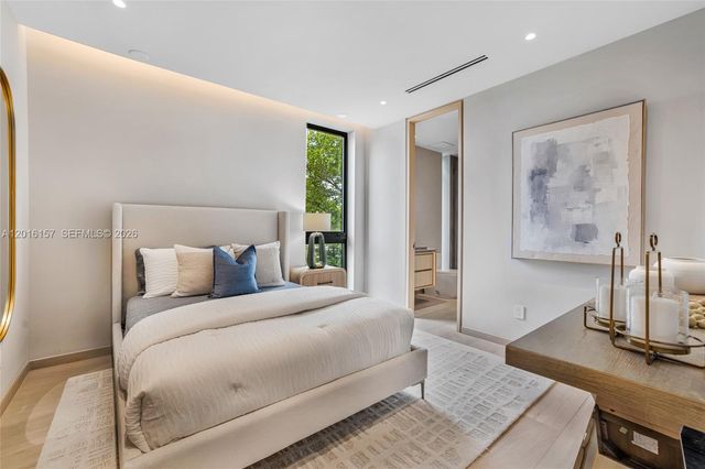 4550 N Jefferson Ave, Miami Beach, FL 33140