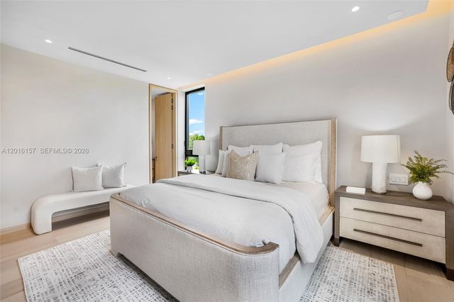 4550 N Jefferson Ave, Miami Beach, FL 33140