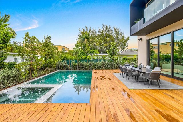 4550 N Jefferson Ave, Miami Beach, FL 33140